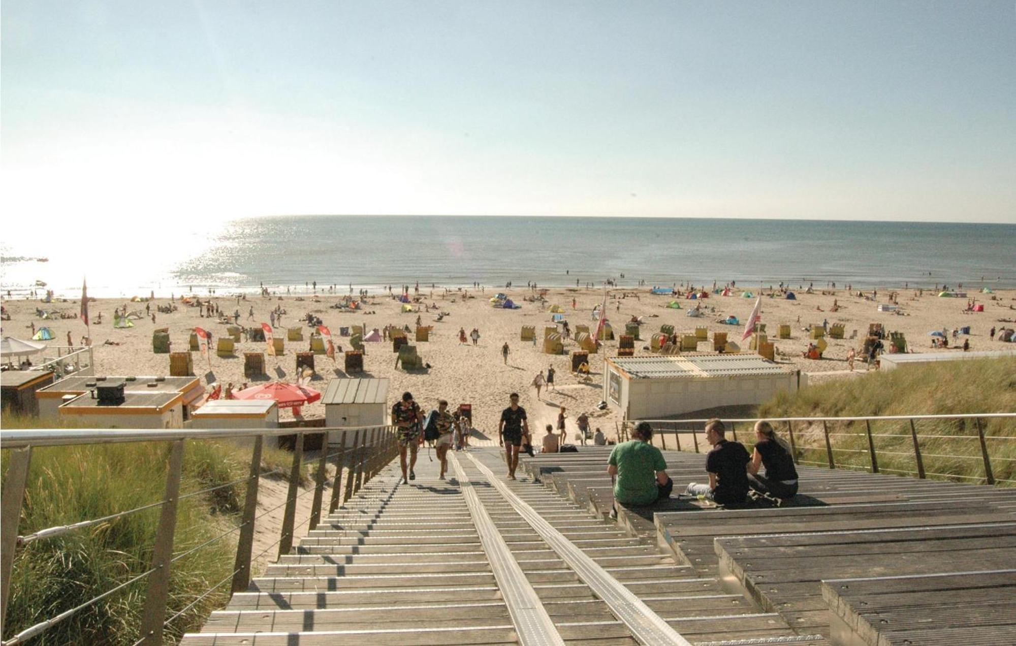 2 Bedroom Pet Friendly Home In Egmond Aan Zee Exteriör bild