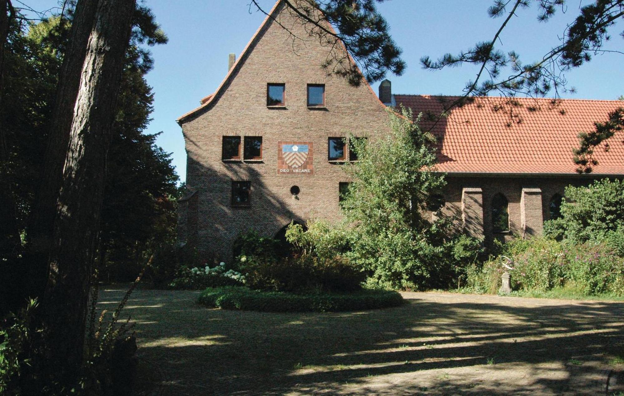2 Bedroom Pet Friendly Home In Egmond Aan Zee Exteriör bild
